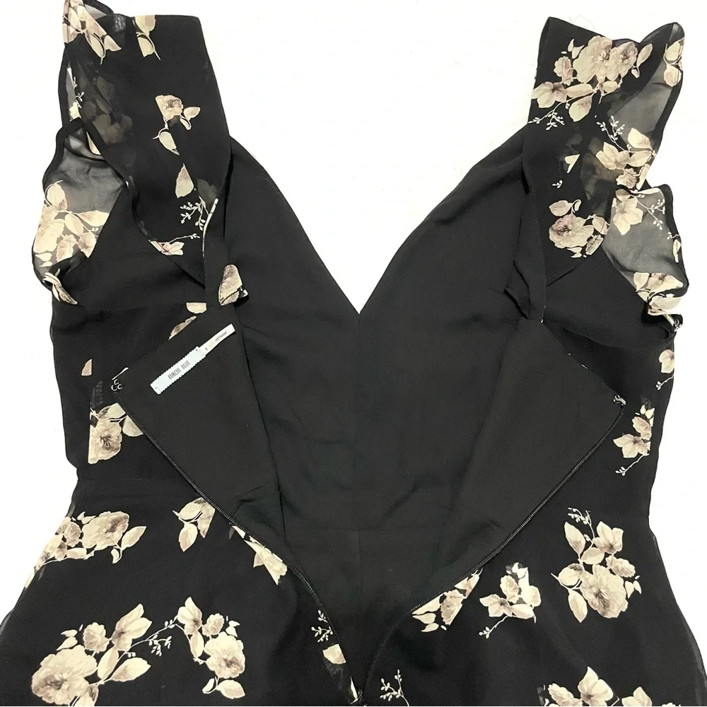 kimchi Blue UO Women’s Floral Romper - Picture 9 of 13